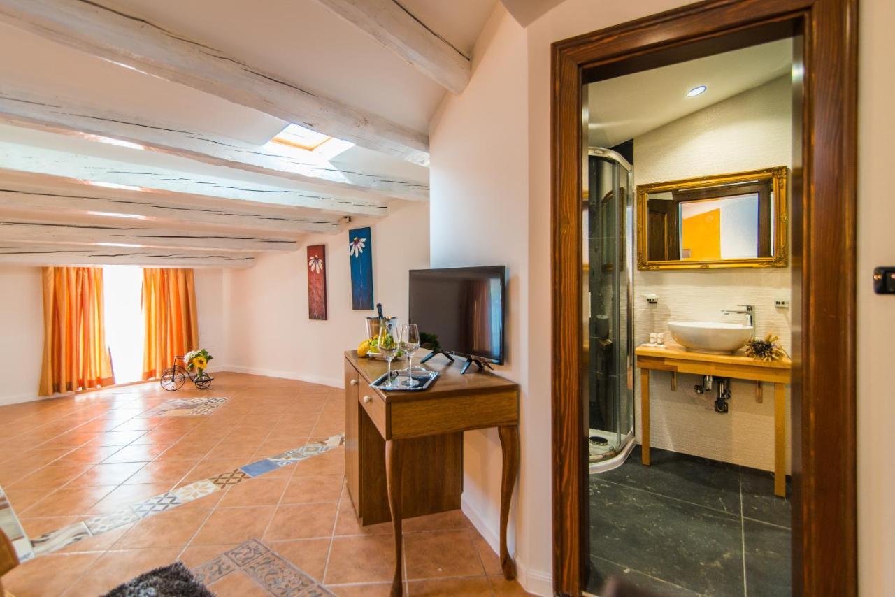 Bella Natka Bed&Breakfast Rovinj Exteriör bild